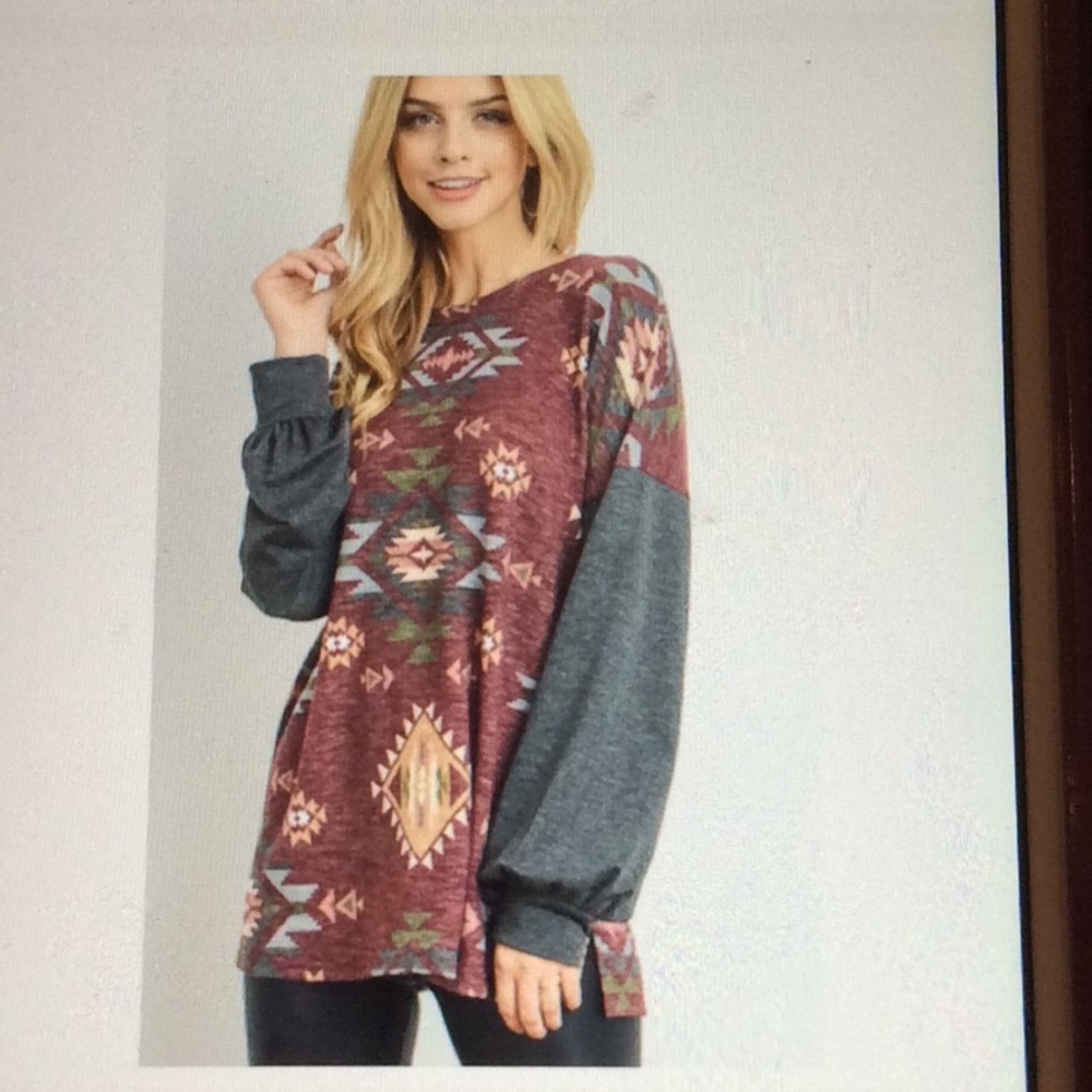 Boutique: Wine ethnic print top.